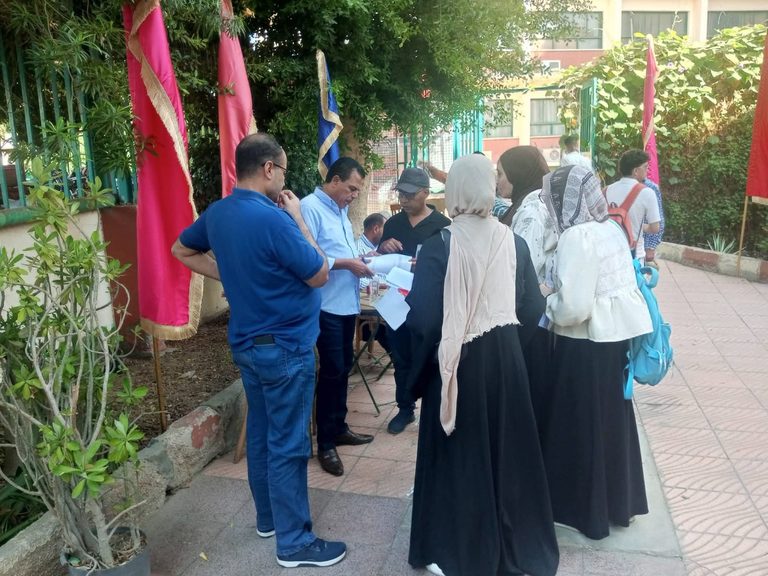 من 19 إلى 23 سبتمبر بدء إجراءات التسكين والإقامة الفعلية للطلاب القدامى بالمدن الجامعية بجامعة سوهاج.